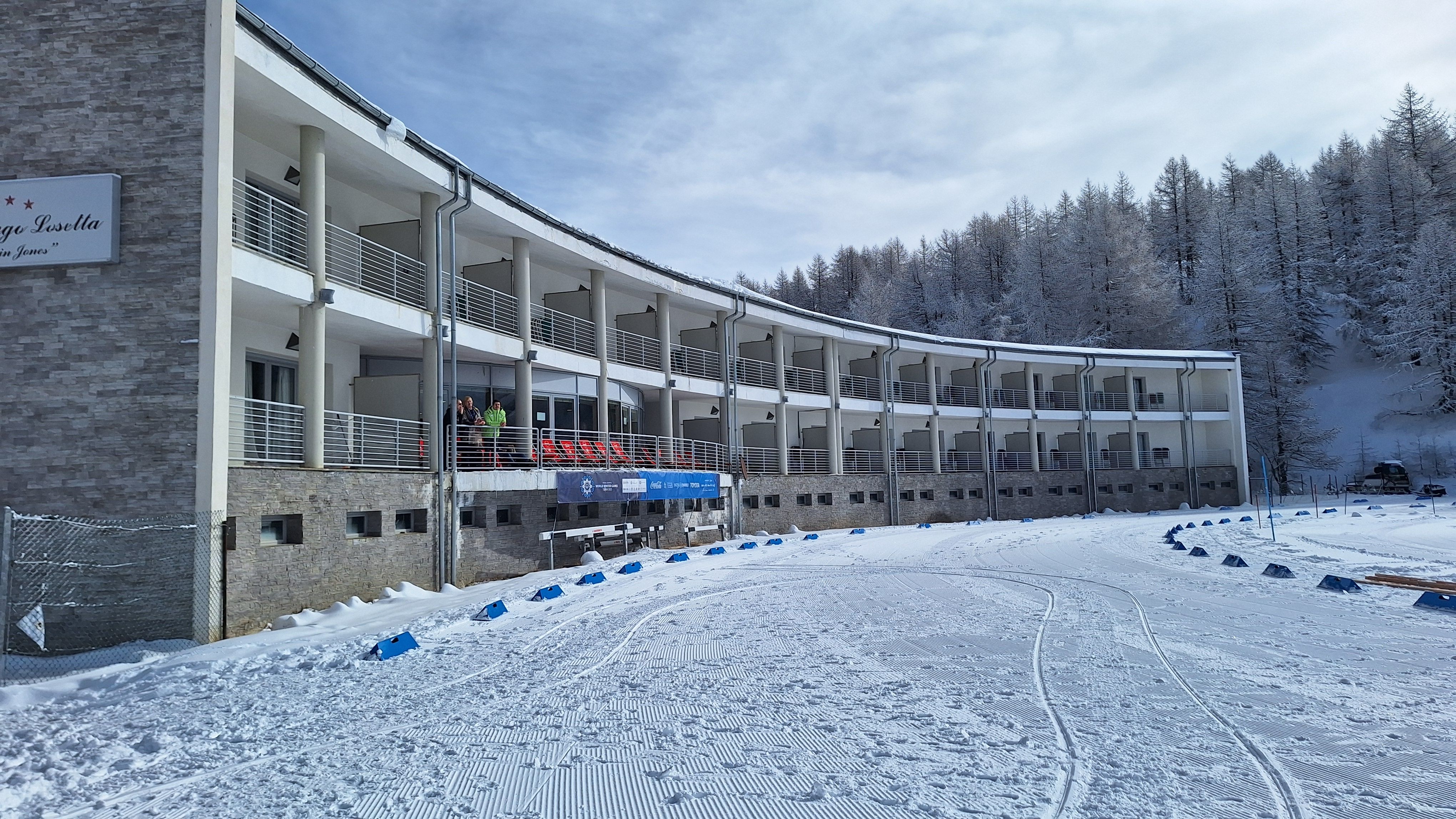 HOTEL LAGO LOSETTA*** SESTRIERE - foto fronte hotel